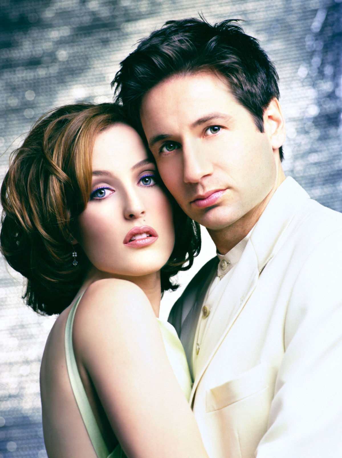 sobrealiens.com - Expediente X: ¿Qué pasó entre Mulder y Scully? ¿En qué capítulo se besan?