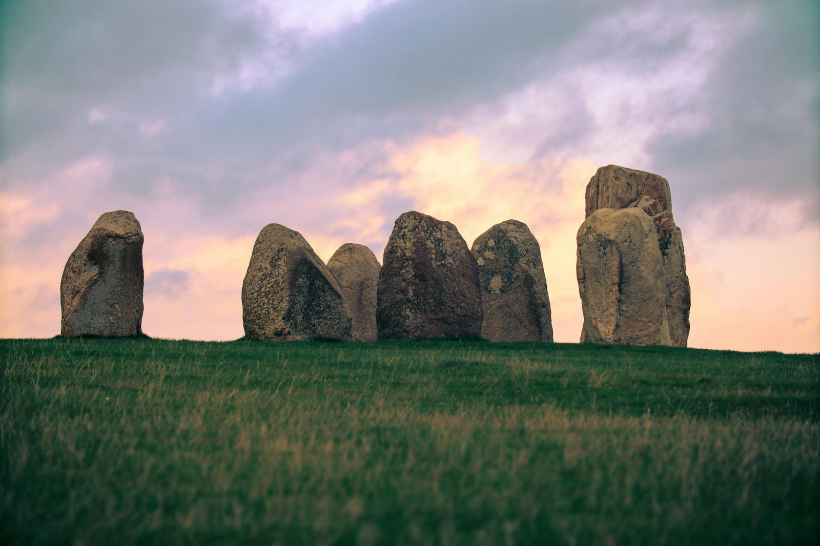 sobrealiens.com - Los Misteriosos Círculos de Piedra - Megalitos y Leyendas Antiguas