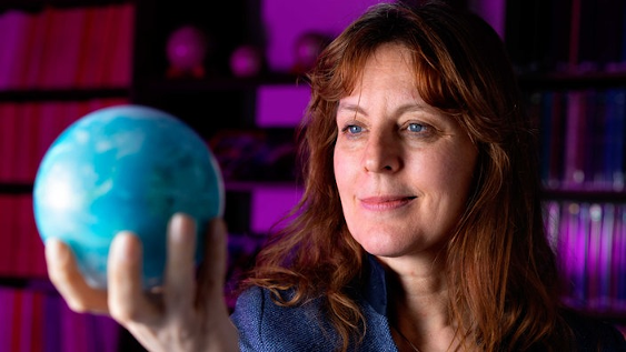 Lisa Kaltenegger: La Cazadora de Planetas que Podría Cambiar la Historia de la Humanidad. - 